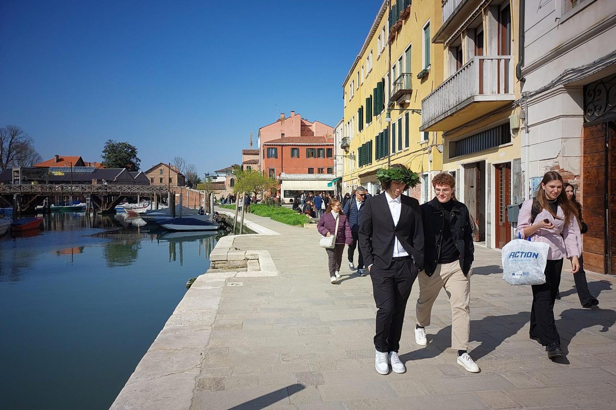 Cross-Canal Set Venesia Bagian luar foto